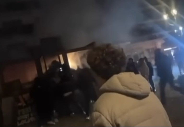 Očevici tragedije u Švajcarskoj: Prije požara poslužen šampanjac sa prskalicama 